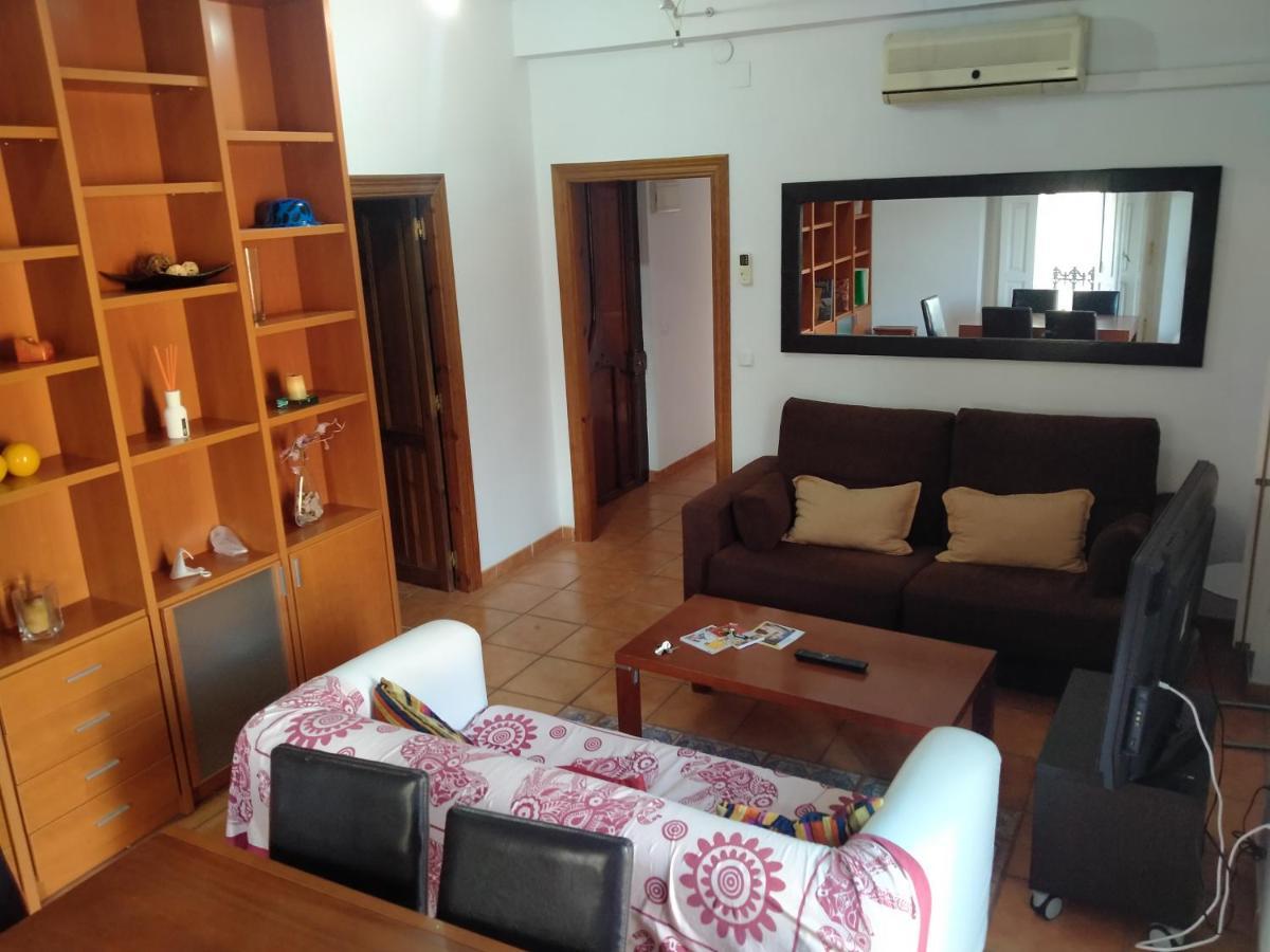 Main Central Station Apartment Valencia Eksteriør bilde