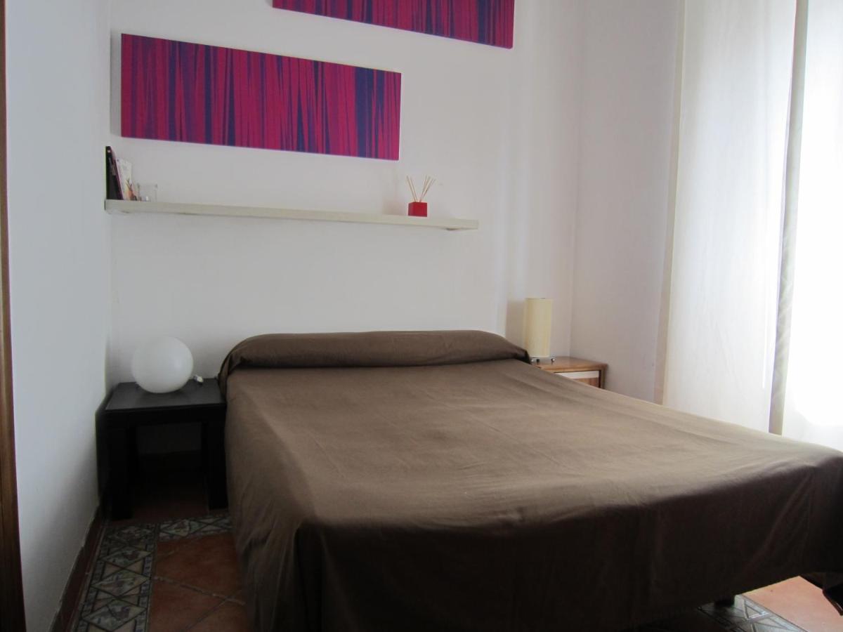Main Central Station Apartment Valencia Eksteriør bilde