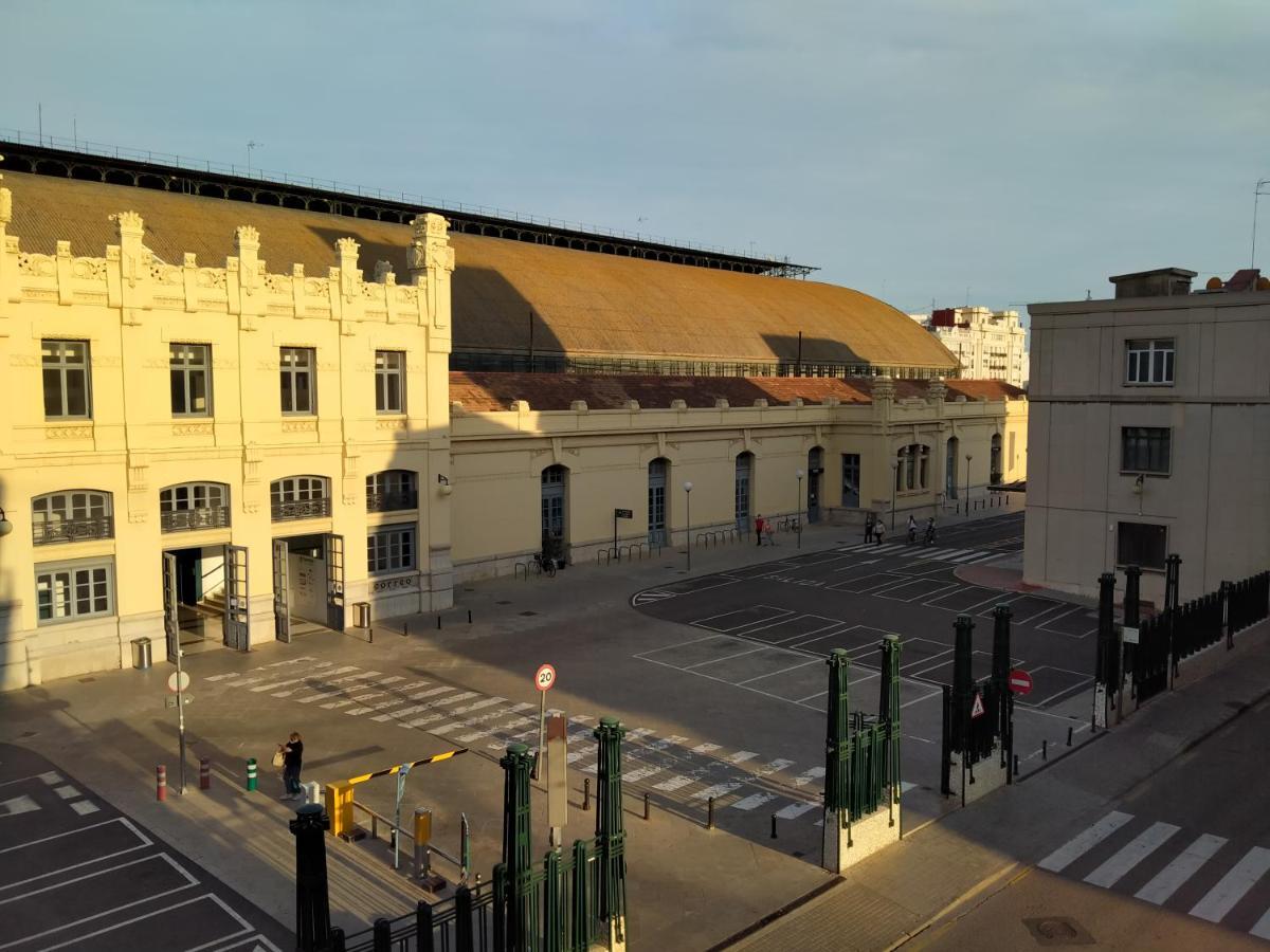 Main Central Station Apartment Valencia Eksteriør bilde